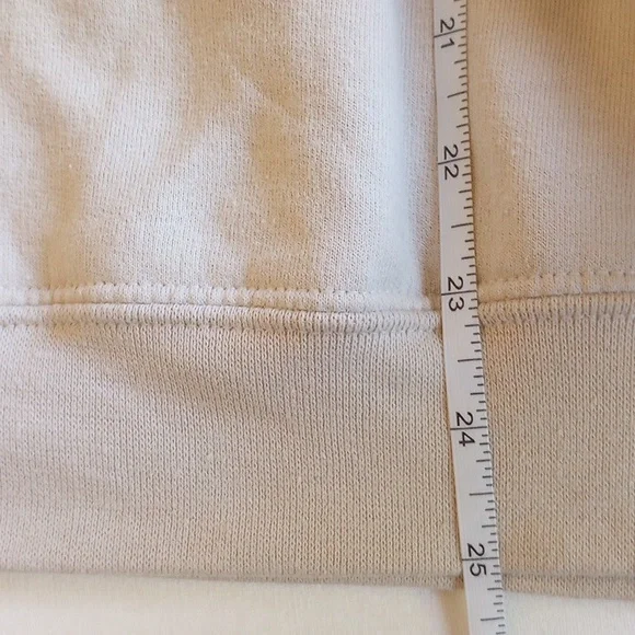 NWOT Strawberry Shortcake Pullover Hoodie Kangaroo Sweatshirt Small Tan - Picture 6 of 6